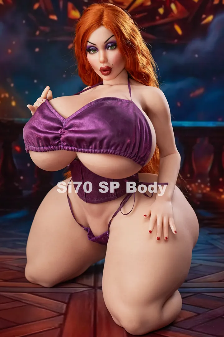 Mini poupée sexuelle en silicone de 70 cm (2ft4) Mega-poitrine Diana | Climax Doll